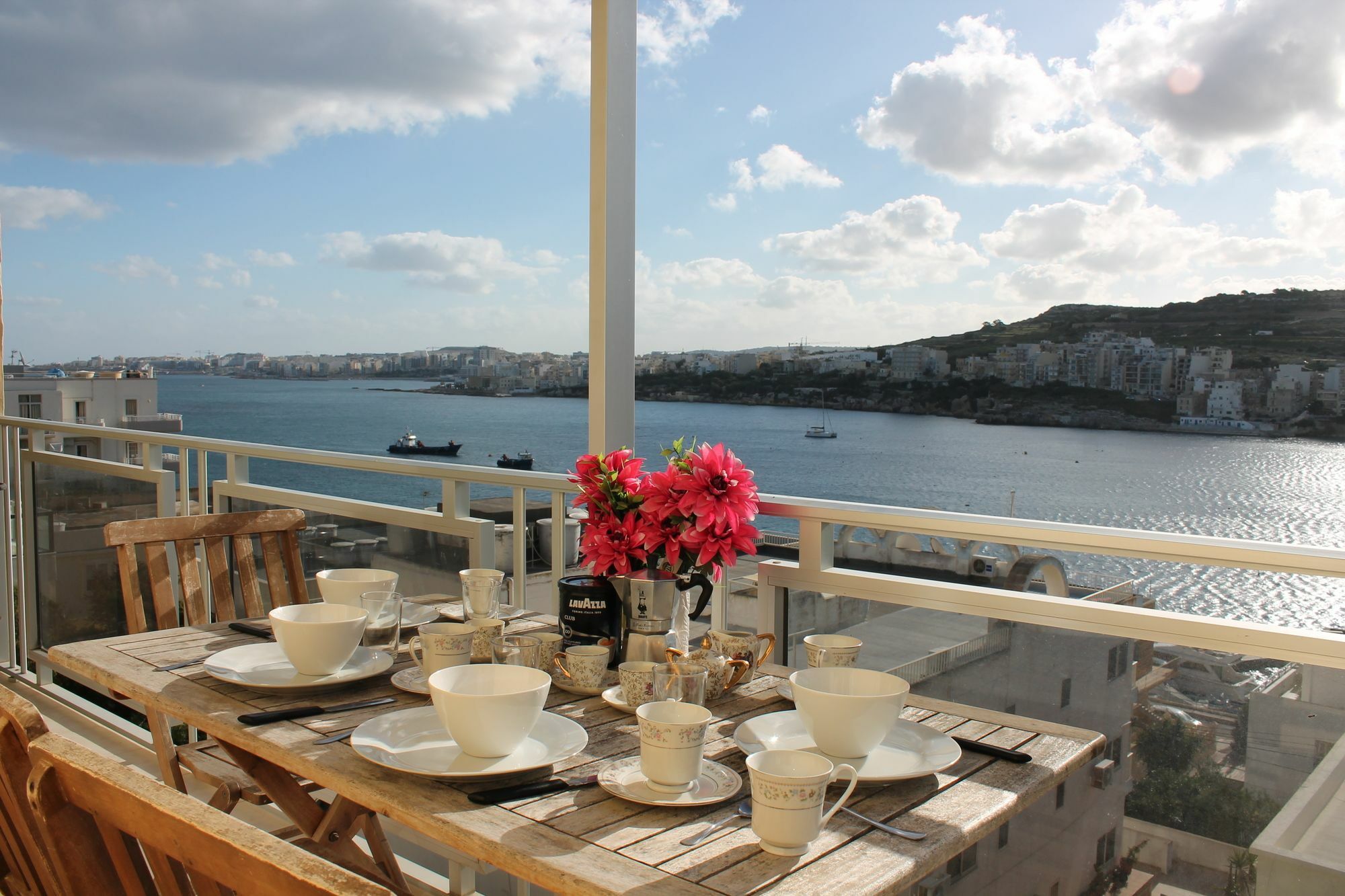 Bayview 2 Bedroom Seaview Apartment With Large Terrace With Panoramic Views - By Getawaysmalta St. Paul's Bay Exteriör bild